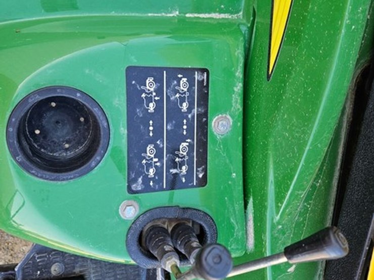 2011-john-deere-1200-image-25