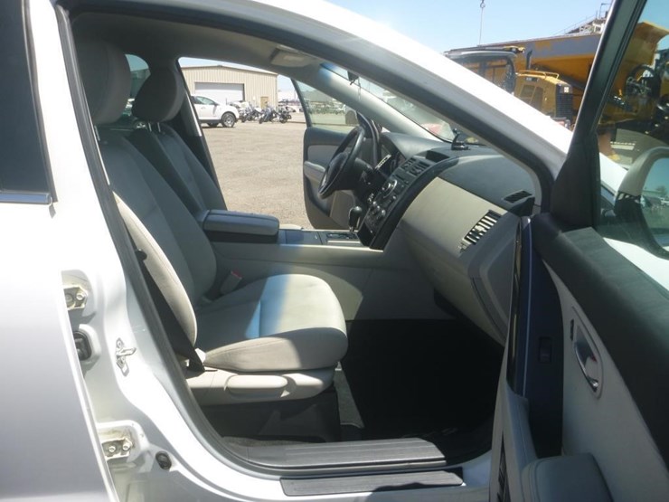 2012-mazda-cx9-image-9