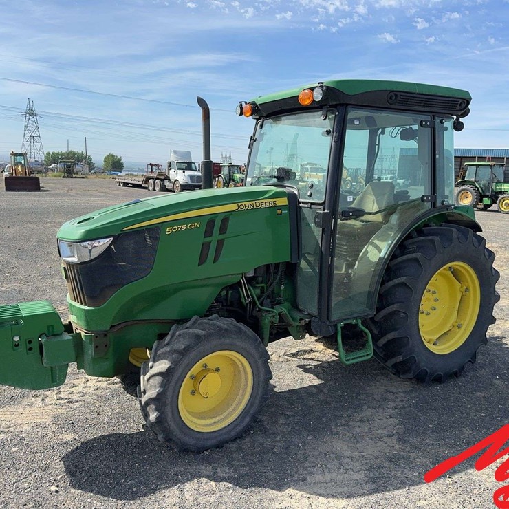 2023 JOHN DEERE 5075GN