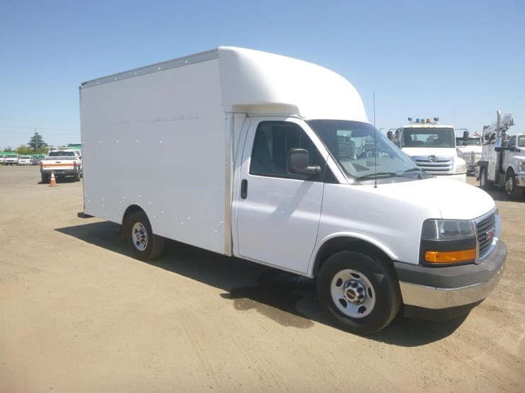 2021-gmc-3500-image-2