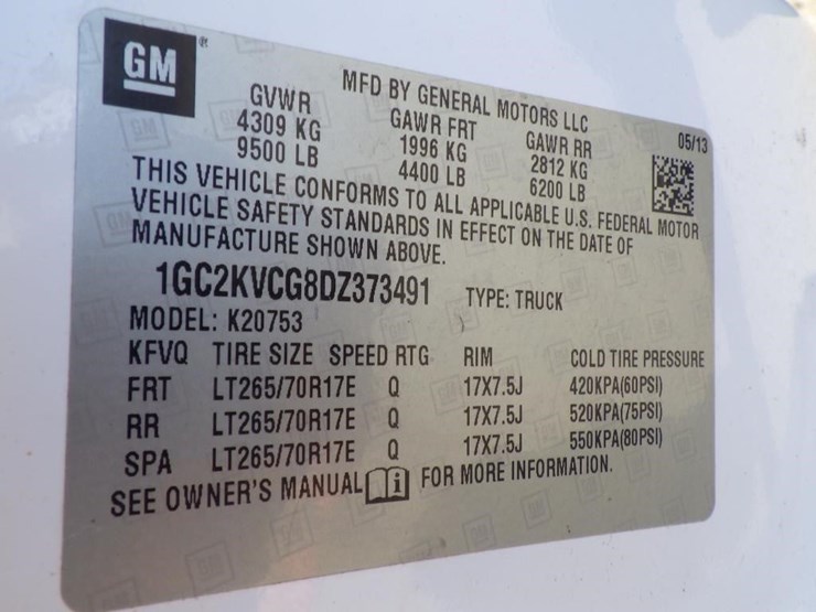 2013-chevrolet-2500hd-image-14