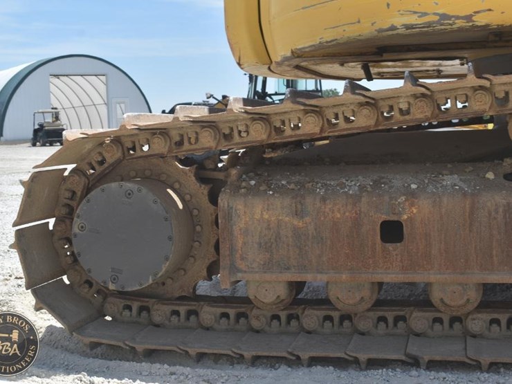 2014-kobelco-sk260sr-lc-3-image-49