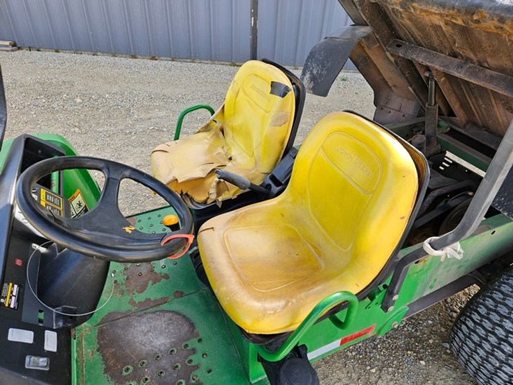 john-deere-gator-image-19