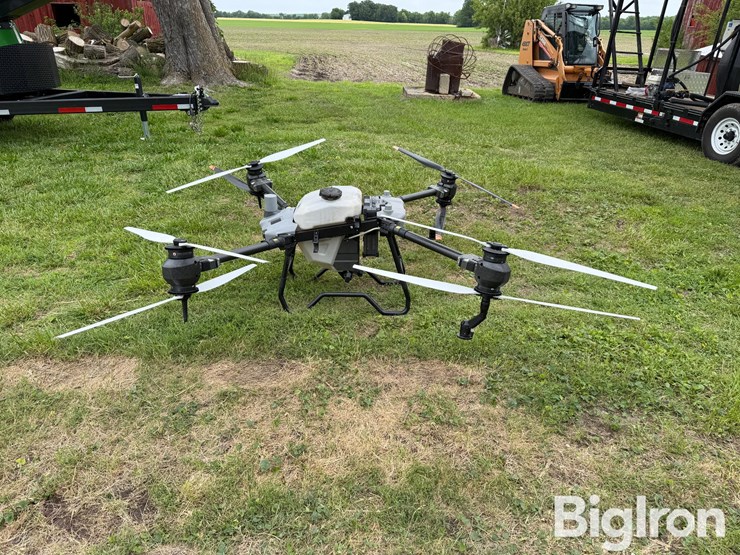 2024-dji-agras-t40-drone-image-8