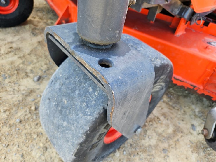 kubota-zd326s-image-9