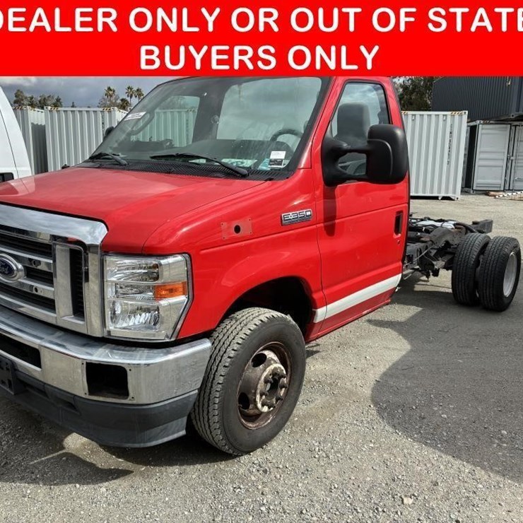 2022 FORD E350