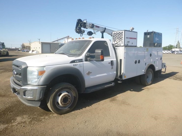 2016-ford-f550-image-1