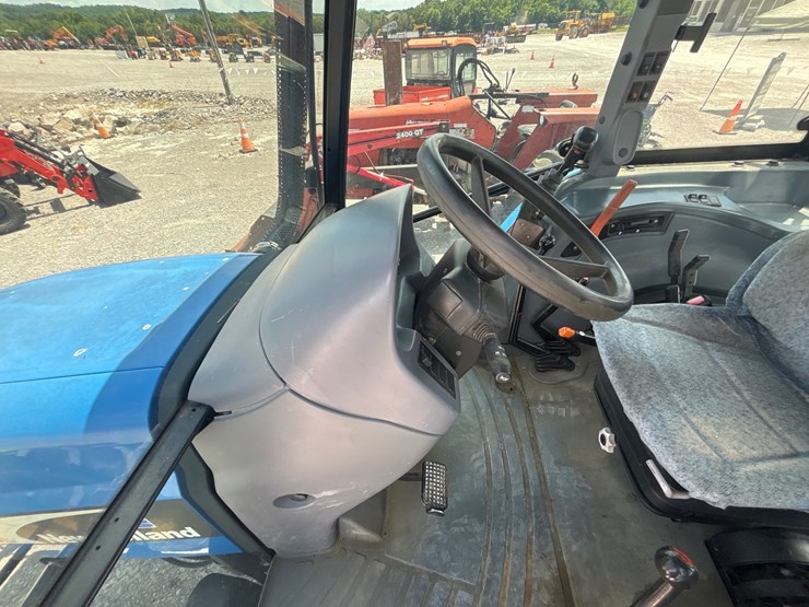 new-holland-tl100a-image-15