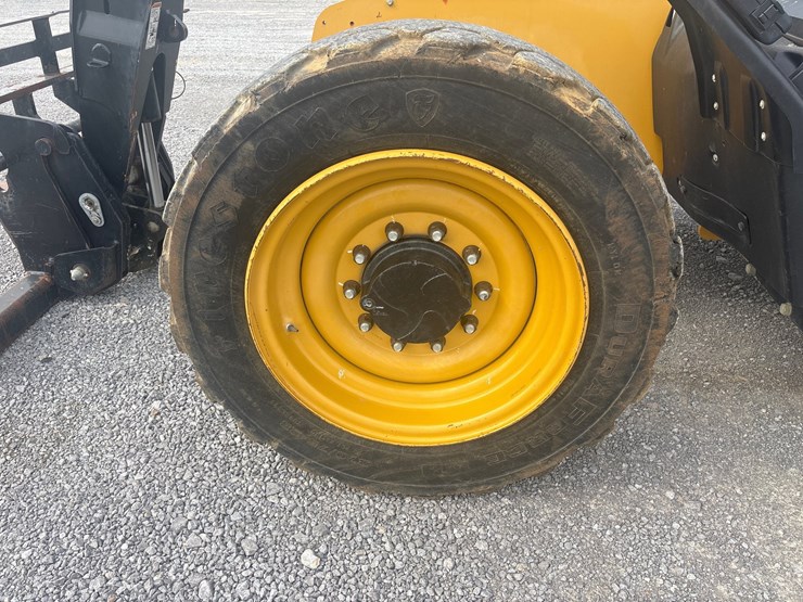 caterpillar-tl642d-image-6