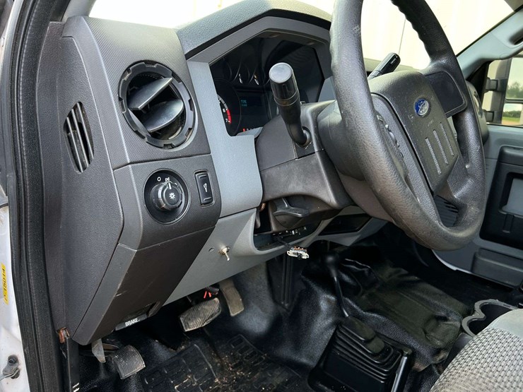 2015-ford-f250-image-34