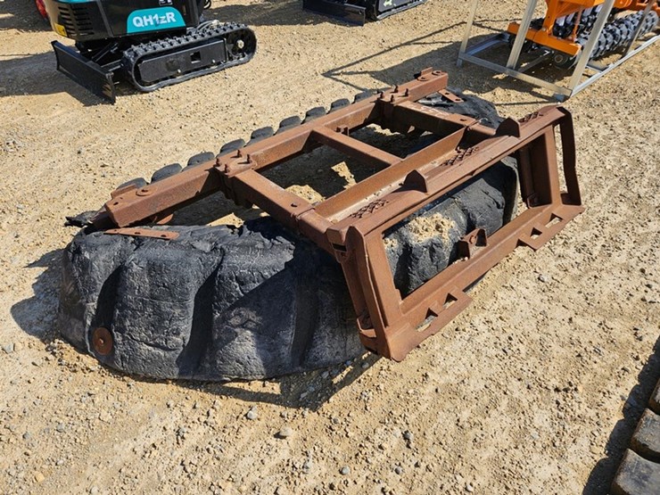 #5108-•-rubber-tire-manure-scraper-image-3
