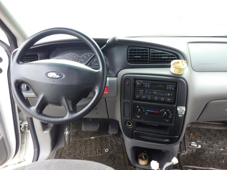 2003-ford-windstar-image-9