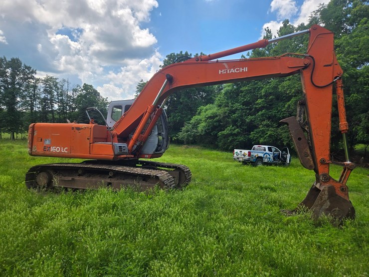 hitachi-ex160-lc-image-16