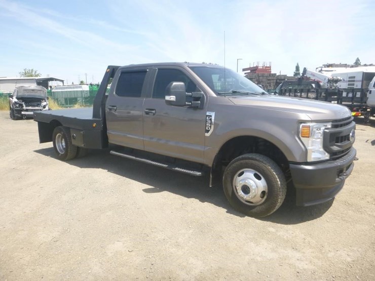 2020-ford-f350-image-2