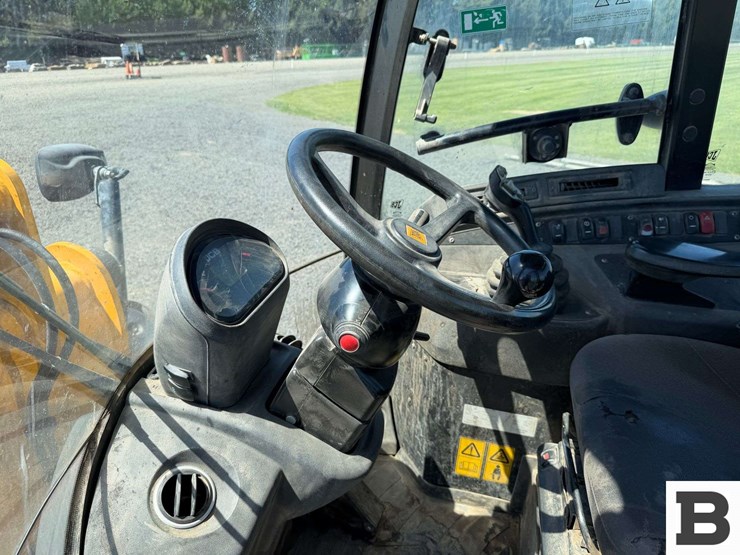 2018-jcb-409-image-46