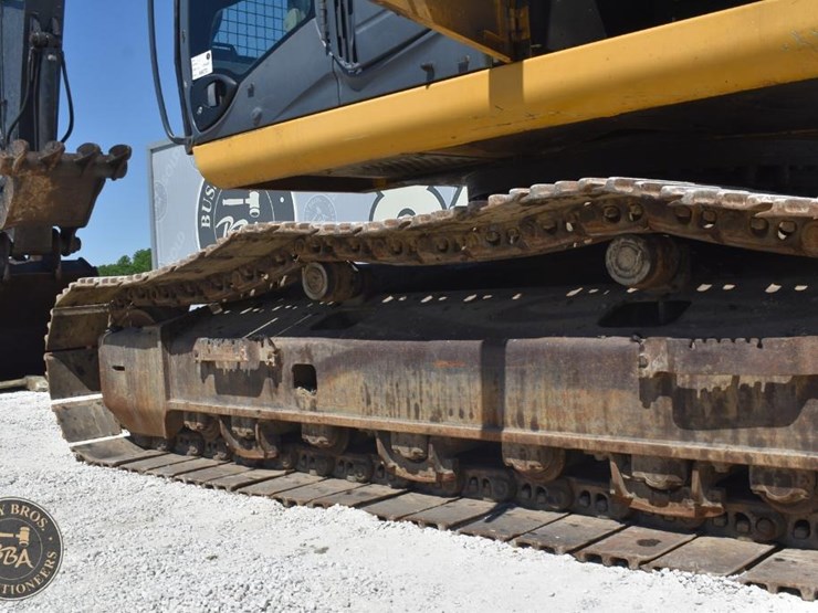 2010-deere-350d-lc-image-42