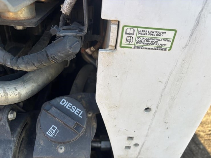 2018-bobcat-t770-image-34