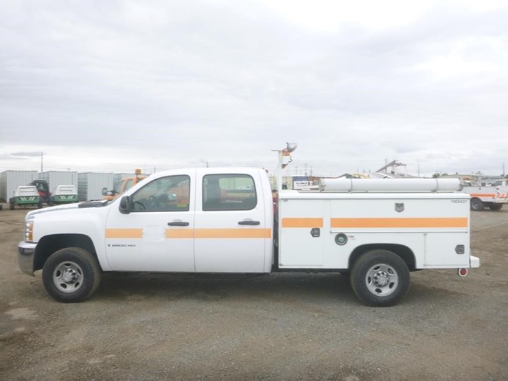 2009-chevrolet-2500-image-5