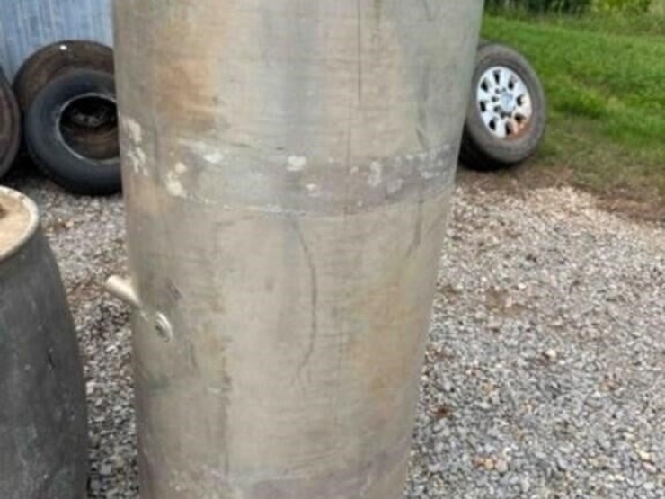 aluminum-tank---54"-x-26"-diameter-image-1