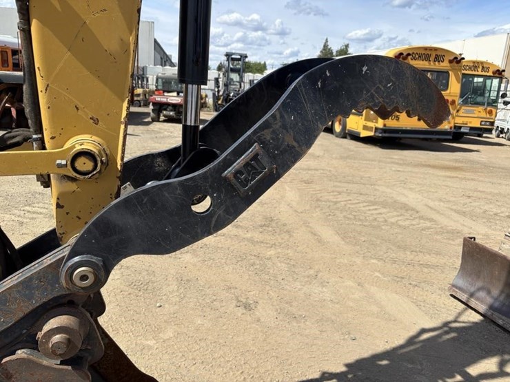 2015-caterpillar-308e2-cr-image-16