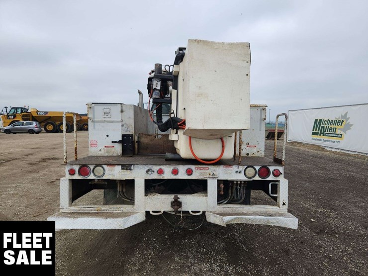 2007-ford-f750-image-47