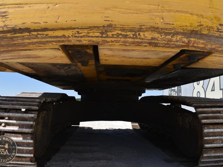 2010-deere-350d-lc-image-44
