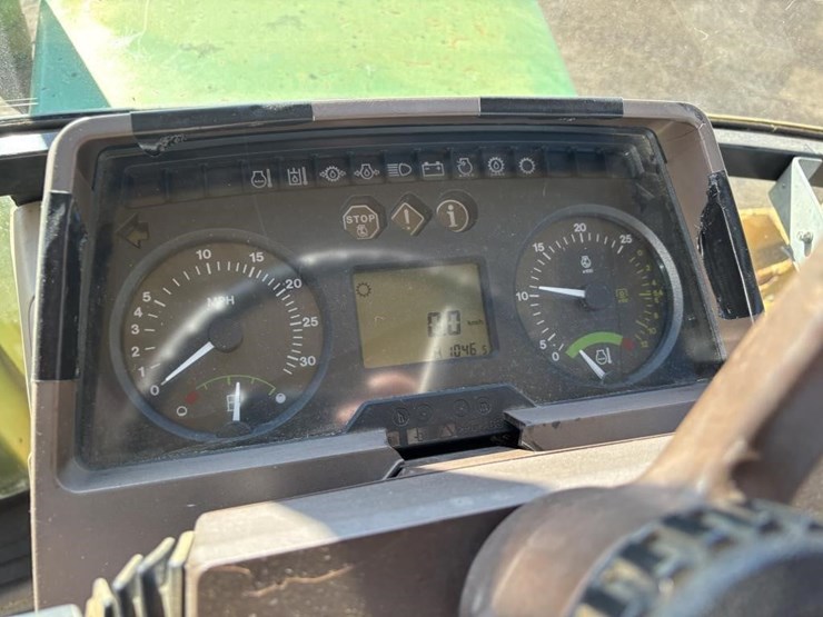 john-deere-6410-image-38