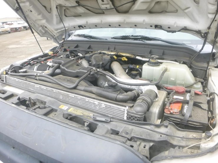 2012-ford-f550-image-26