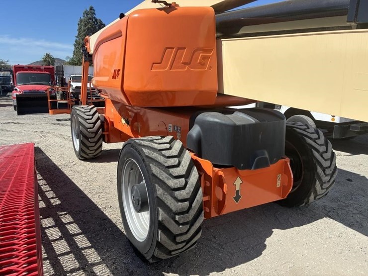 2016-jlg-1250ajp-image-17
