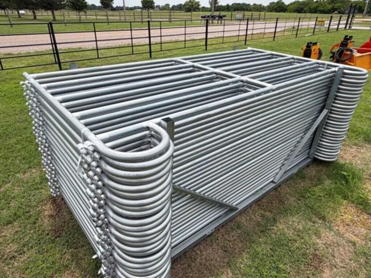27--5-bar-livestock-panels-image-1