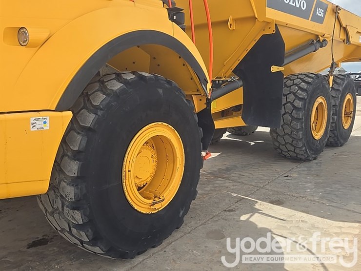 2022-volvo-a25g-image-9