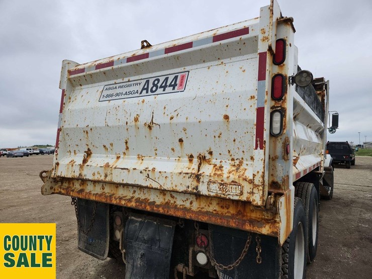 2011-kenworth-t800-image-36