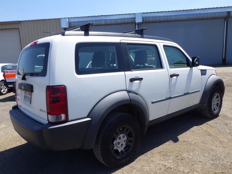 2008-dodge-nitro-image-3