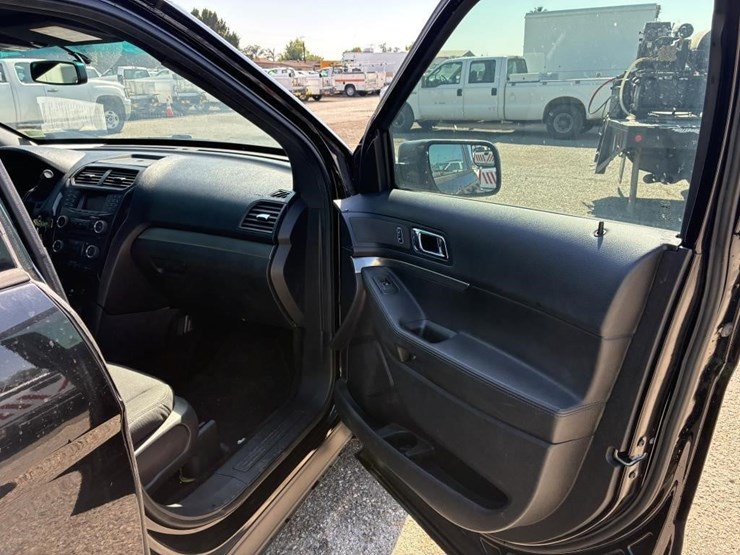 2018-ford-explorer-police-interceptor-image-9