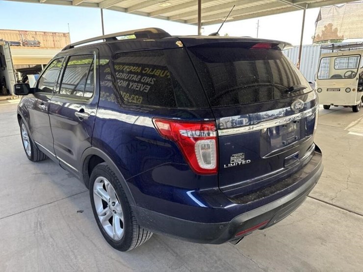 2011-ford-explorer-limited-image-5