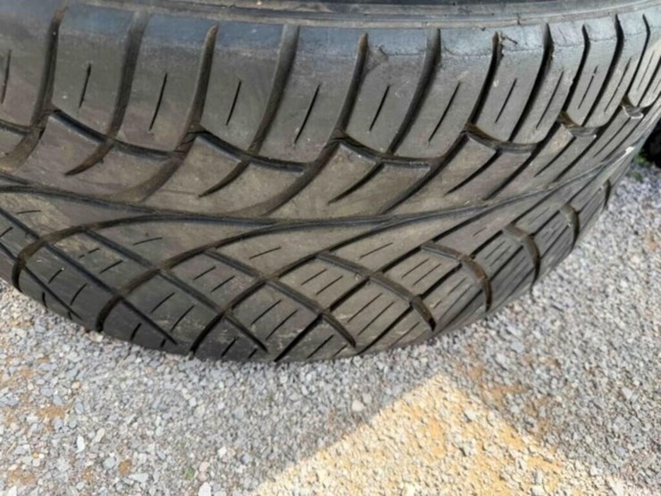 4--tires-&-22”dub-wheels-image-8