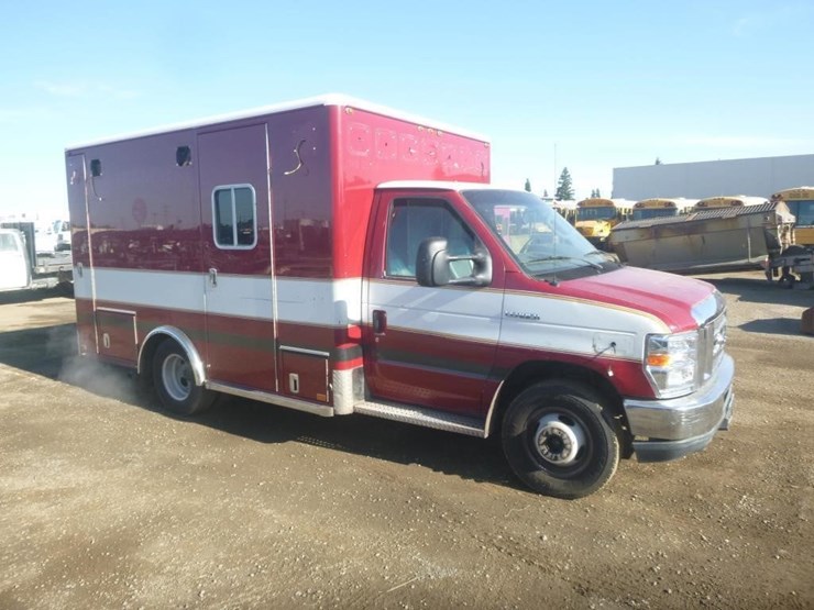 2014-ford-e350-image-2