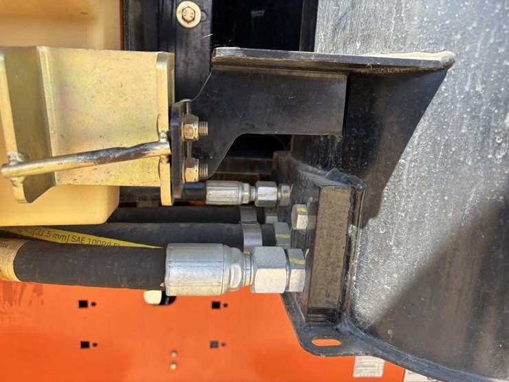 2019-jlg-450aj-image-51