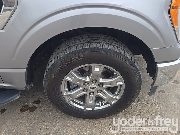 2021-ford-f150-xlt-image-11