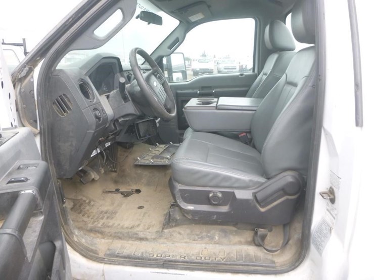 2016-ford-f550-image-11