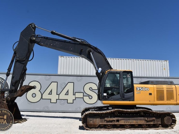 2010-deere-350d-lc-image-3