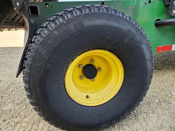 john-deere-gator-image-15