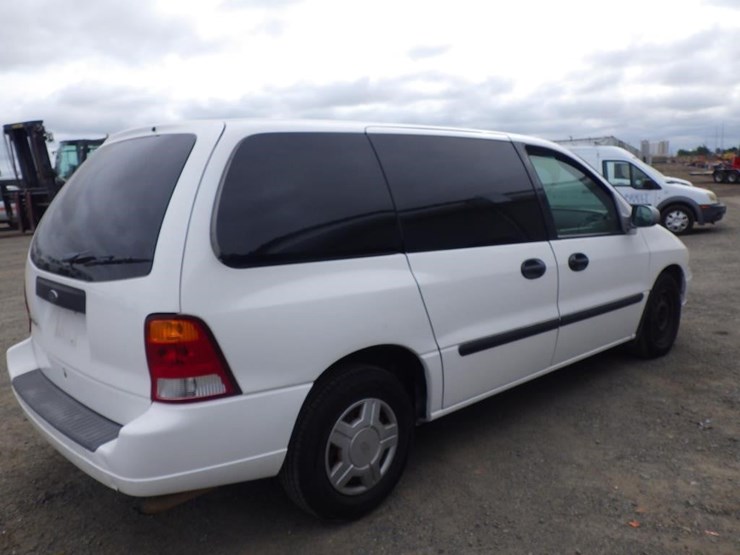 2003-ford-windstar-image-3