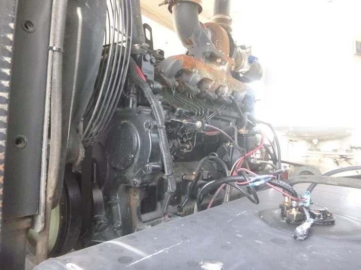 2015-ford-f650-image-18