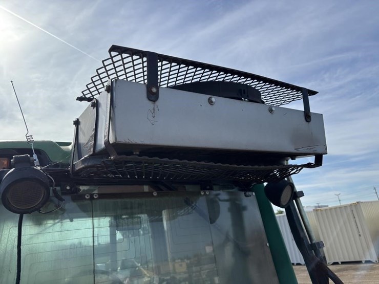 john-deere-6420-image-26