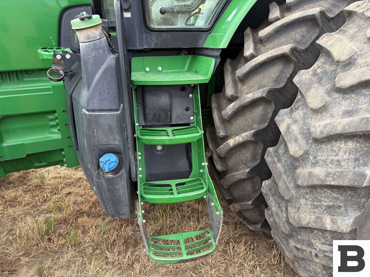 2018-john-deere-8270r-image-25