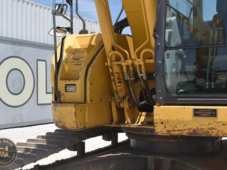 2014-kobelco-sk260sr-lc-3-image-34