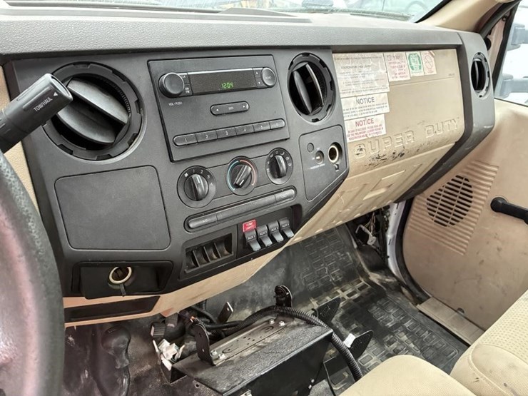 2010-ford-f450-sd-image-16