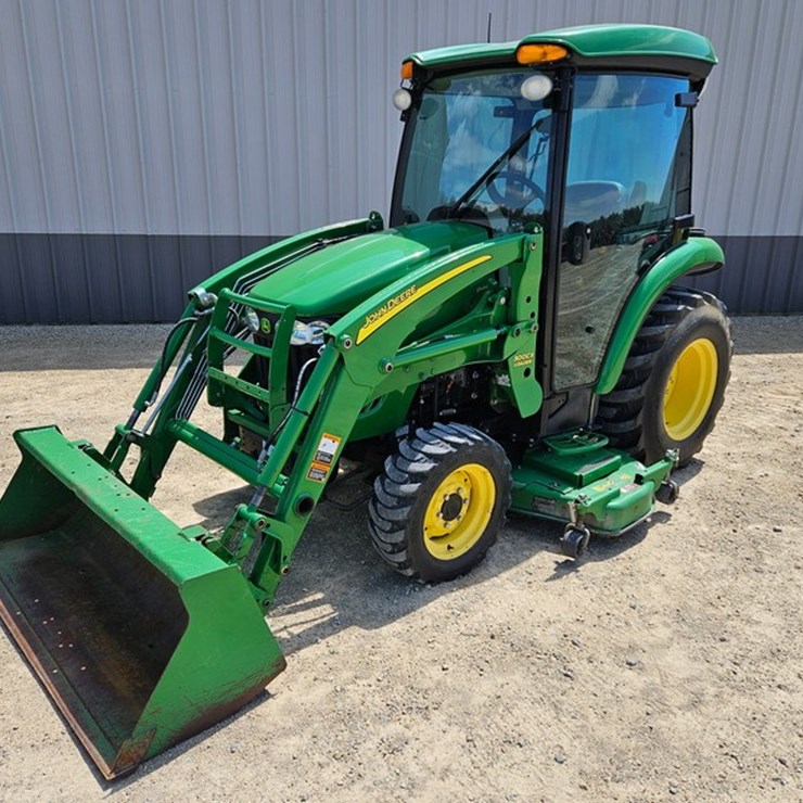 JOHN DEERE 3520