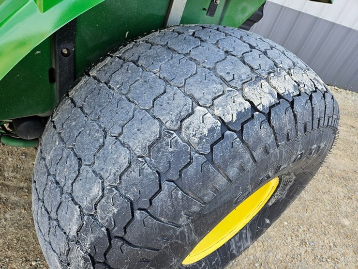 john-deere-4066r-image-15